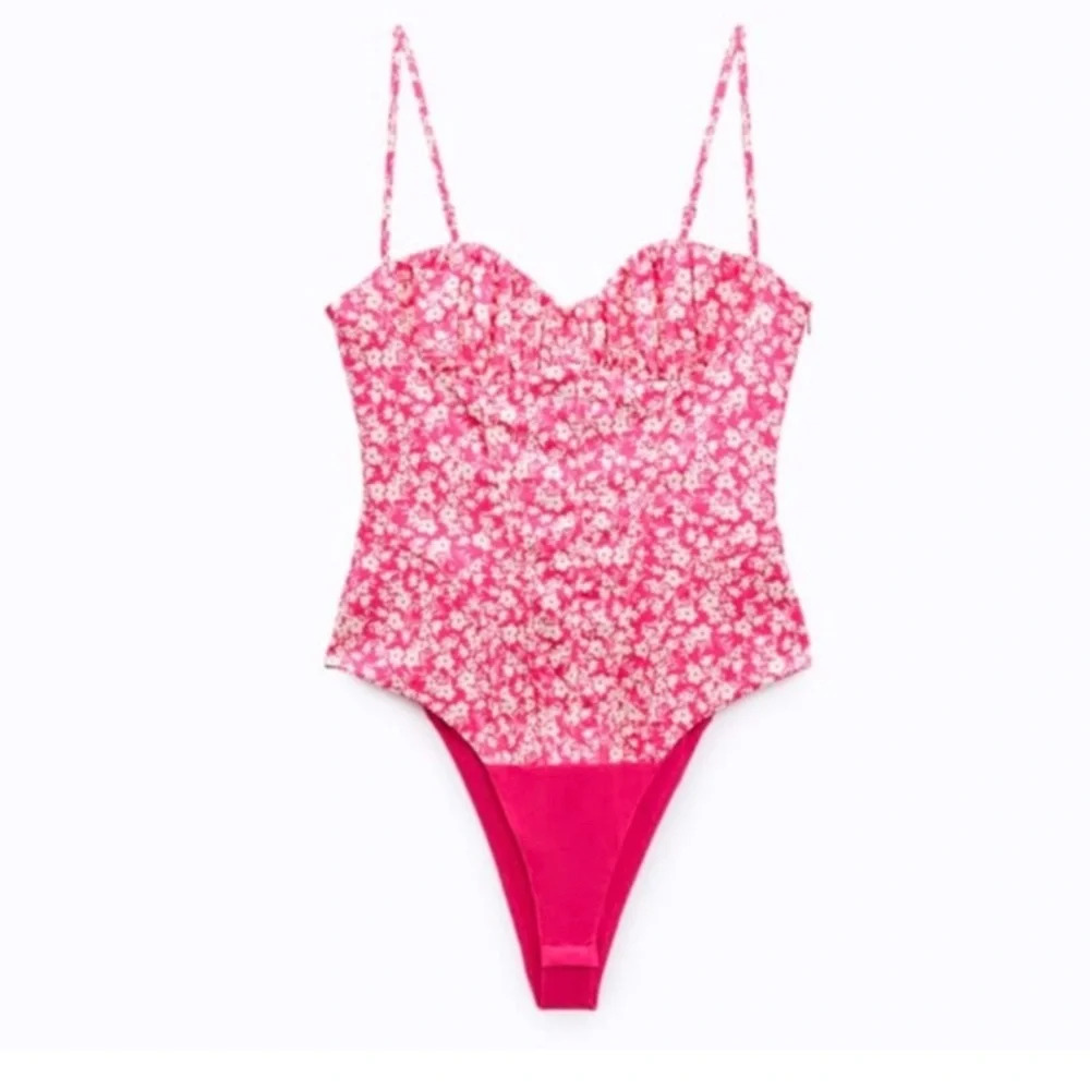 NWT Zara|| Pink Floral Corset Bodysuit, size medium adjustable straps,Sp…